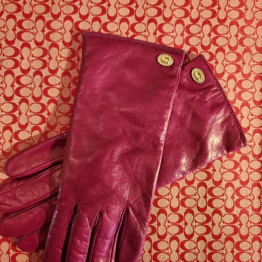 Coach leather gloves - Picture 7 of 7
